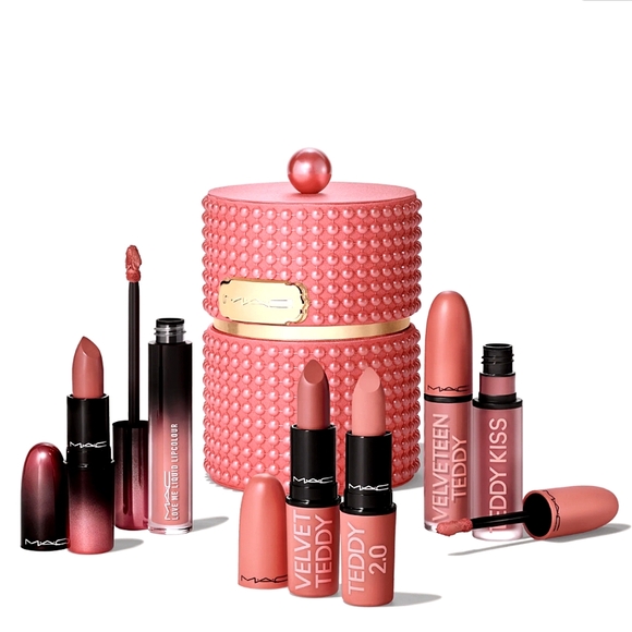 MAC Cosmetics Other - Velvet Teddy's Party Crew Vault